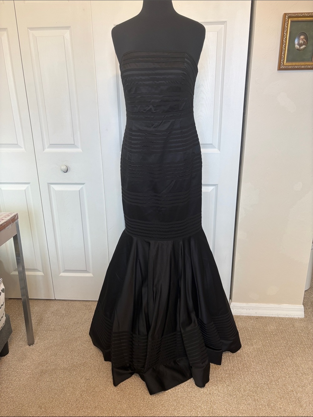 NWT Evenings by Mon Cheri Black Strapless Mermaid Formal Gown Dress Size 14.